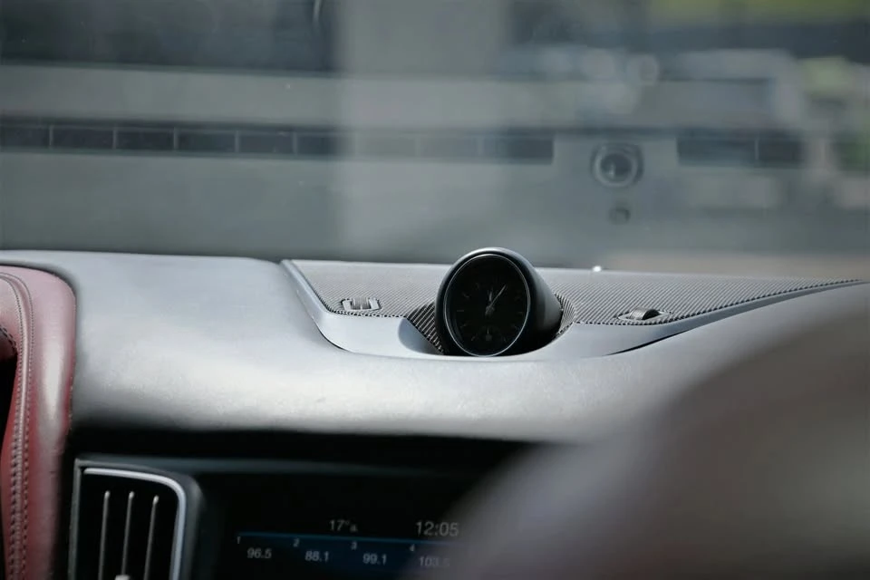 2017 Maserati Levante - Image 17 of 19