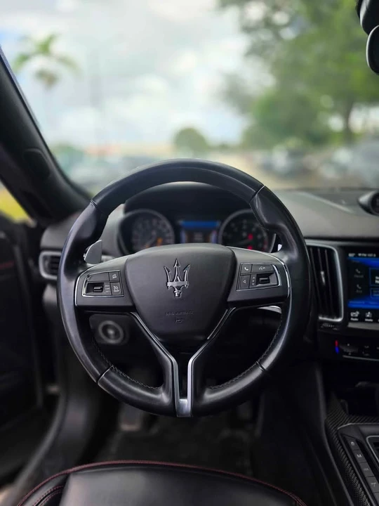 2017 Maserati Levante - Image 9 of 10