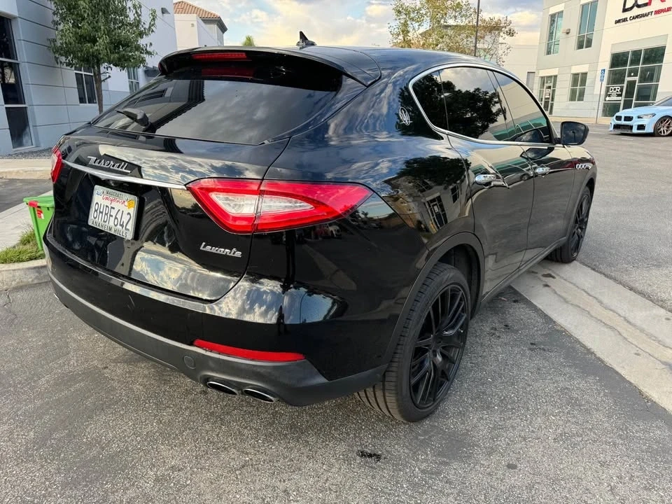 2017 Maserati Levante - Image 3 of 8