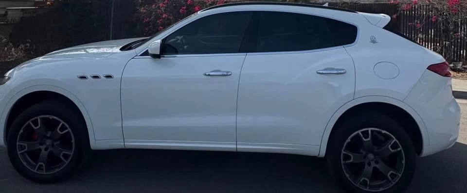 2017 Maserati Levante - Image 2 of 9