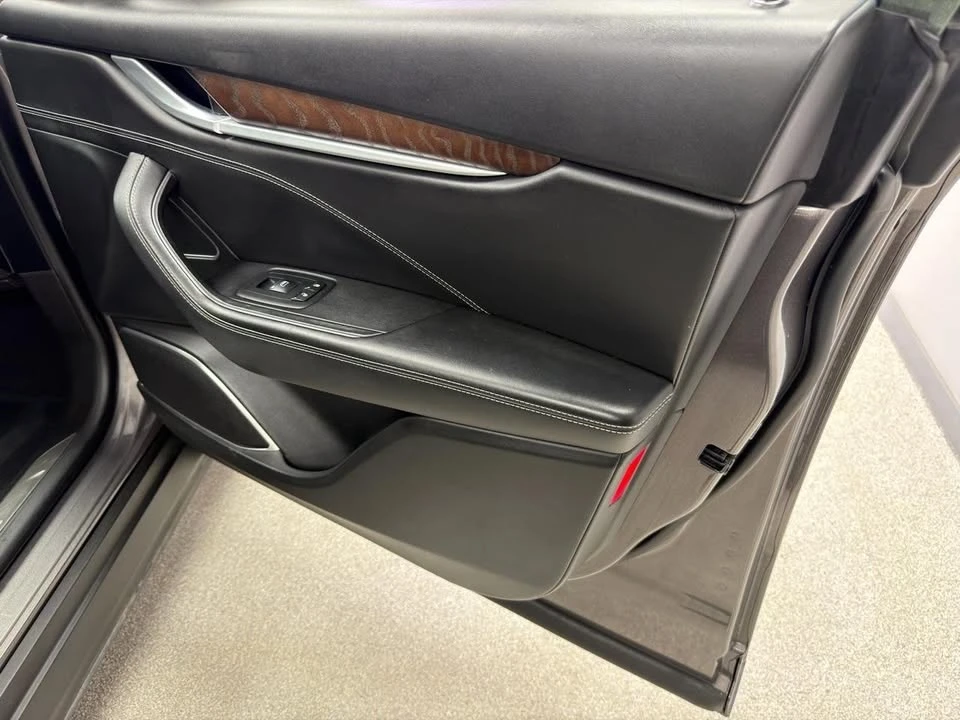2017 Maserati Levante - Image 13 of 20