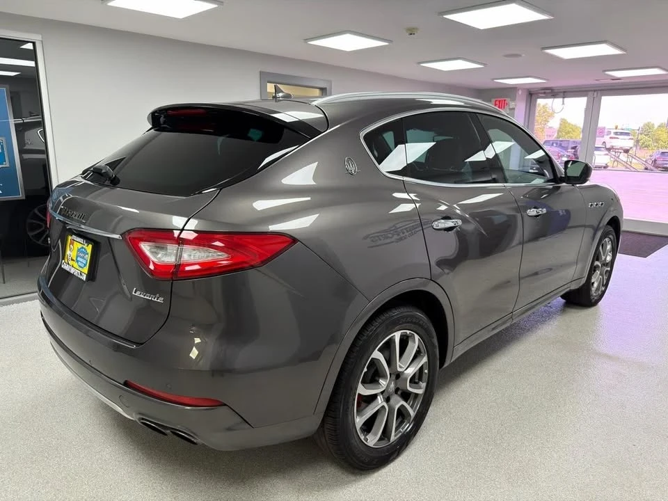 2017 Maserati Levante - Image 3 of 20