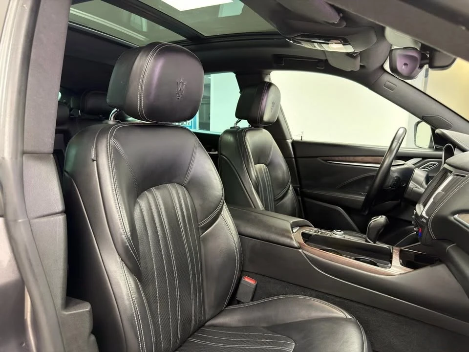 2017 Maserati Levante - Image 12 of 20