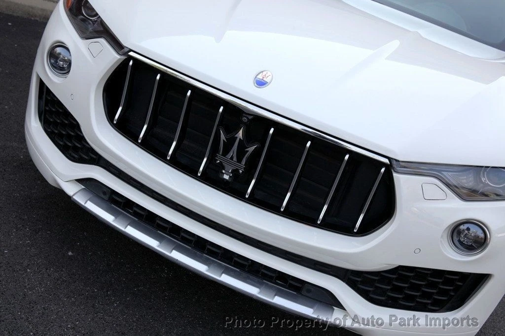 2017 Maserati Levante - Image 9 of 12