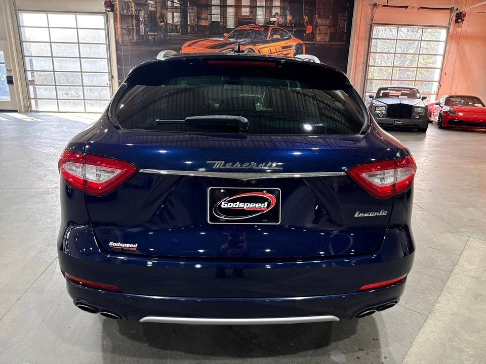 2017 Maserati Levante - Image 6 of 12