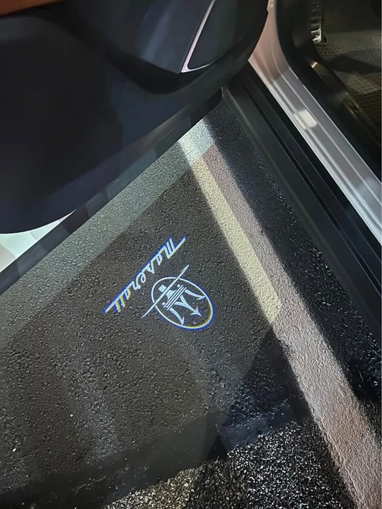 2017 Maserati Levante - Image 9 of 10
