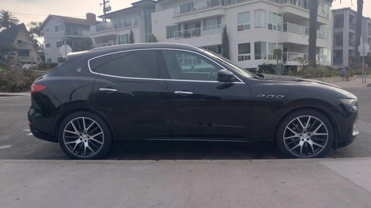 2017 Maserati Levante - Image 5 of 24