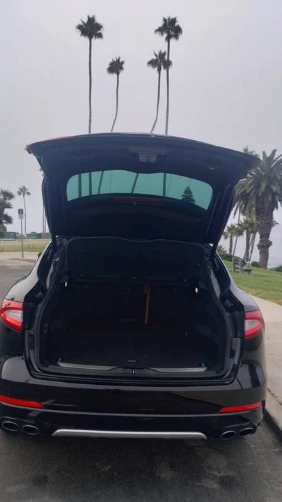 2017 Maserati Levante - Image 11 of 24