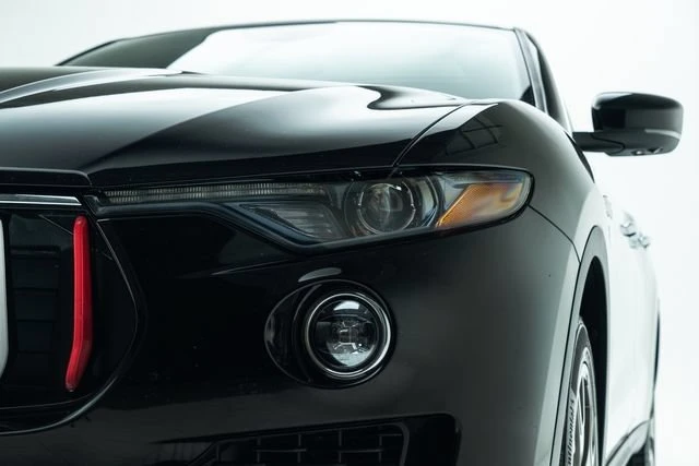 2017 Maserati Levante - Image 7 of 20