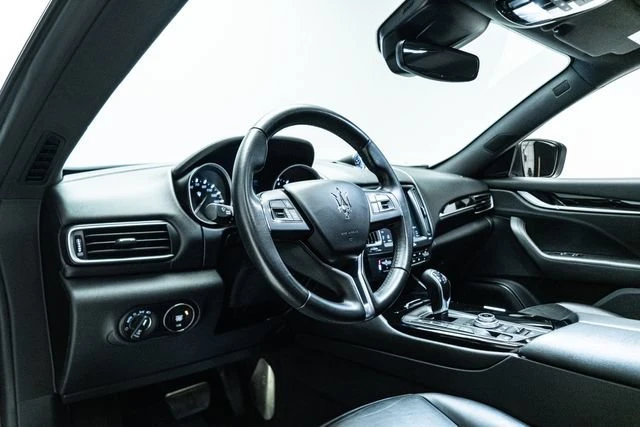 2017 Maserati Levante - Image 19 of 20