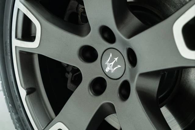 2017 Maserati Levante - Image 18 of 20