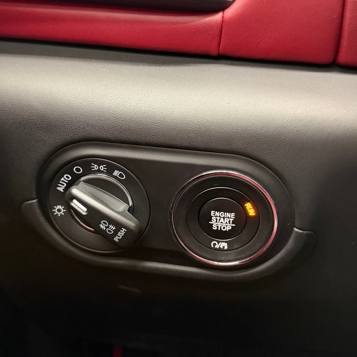 2017 Maserati Levante - Image 19 of 25