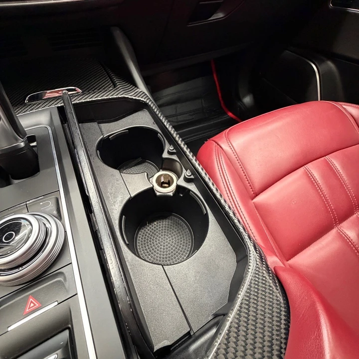 2017 Maserati Levante - Image 17 of 25