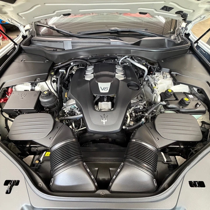 2017 Maserati Levante - Image 24 of 25
