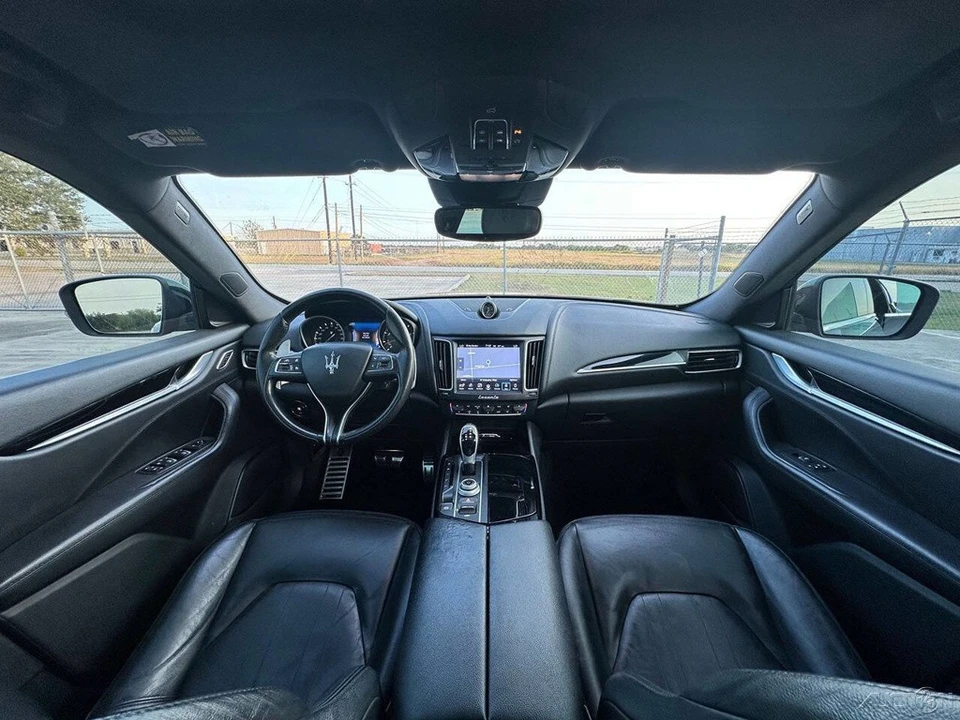 2017 Maserati Levante - Image 18 of 24