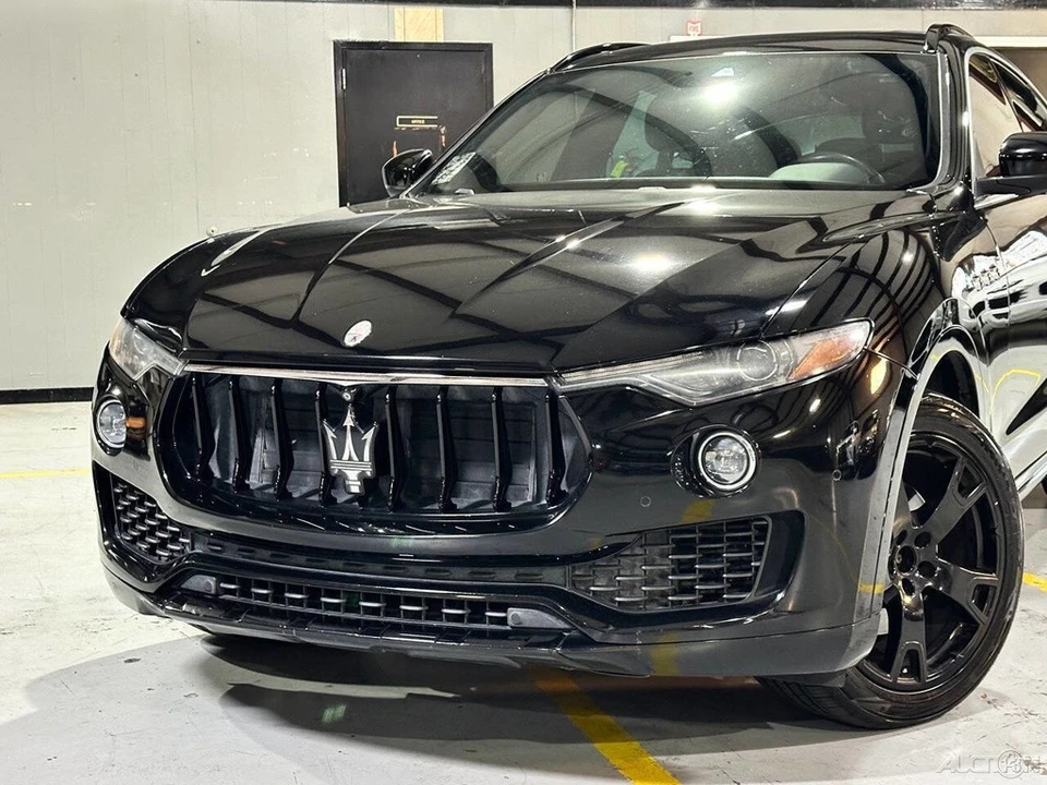 2017 Maserati Levante - Image 3 of 24