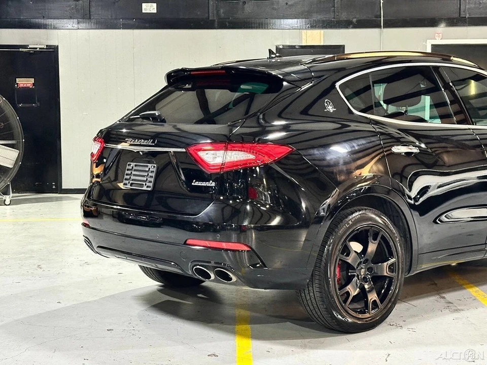 2017 Maserati Levante - Image 6 of 24