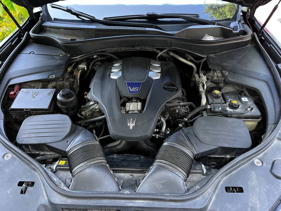 2017 Maserati Levante - Image 15 of 23