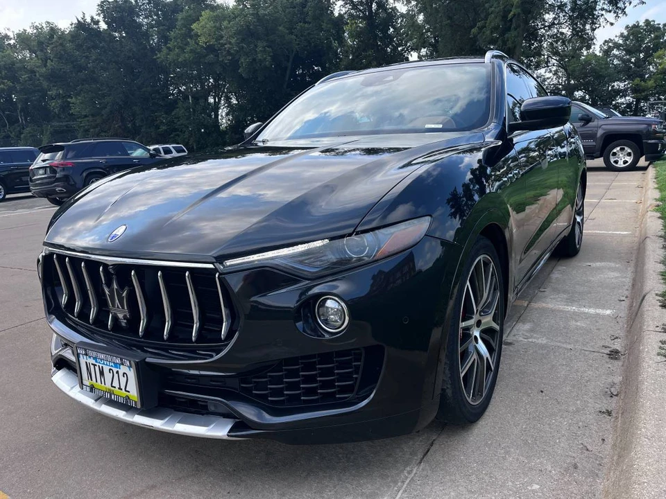 2017 Maserati Levante - Image 2 of 23