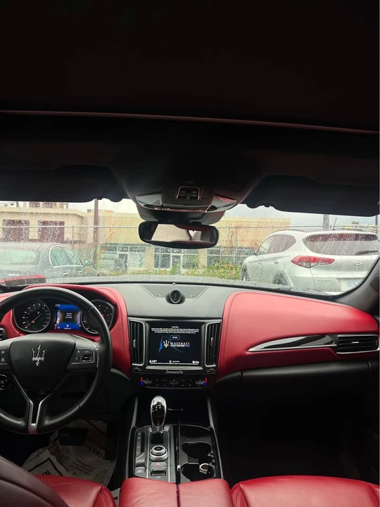 2017 Maserati Levante - Image 9 of 9