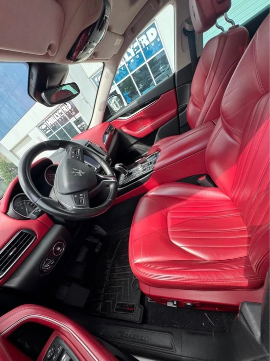 2017 Maserati Levante - Image 3 of 5