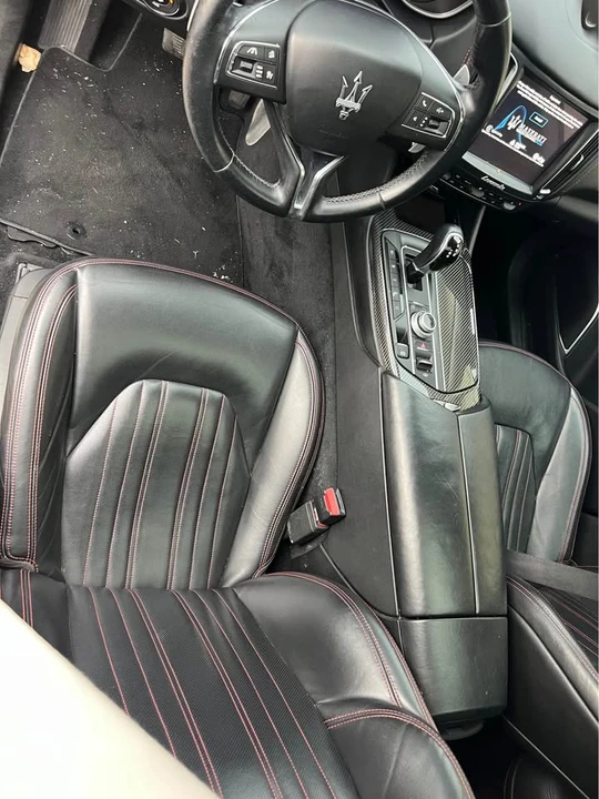 2017 Maserati Levante - Image 2 of 12