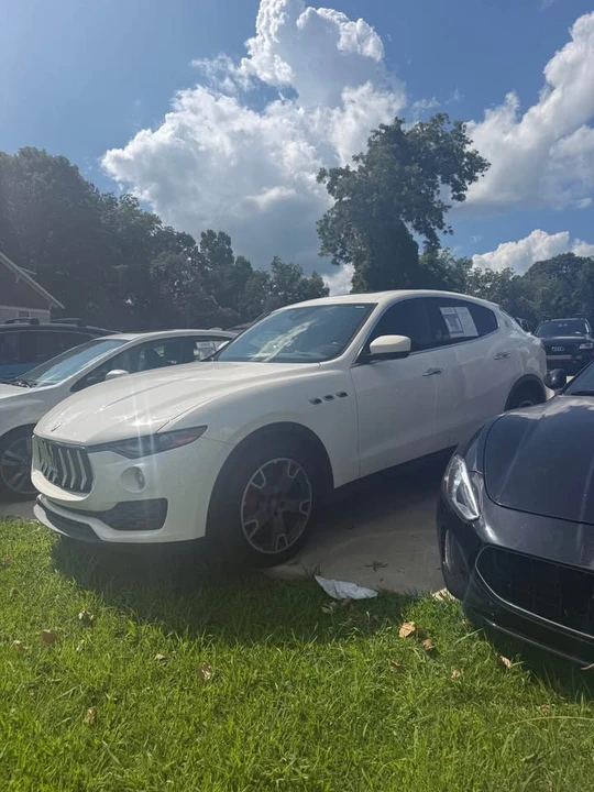 2017 Maserati Levante - Image 3 of 6