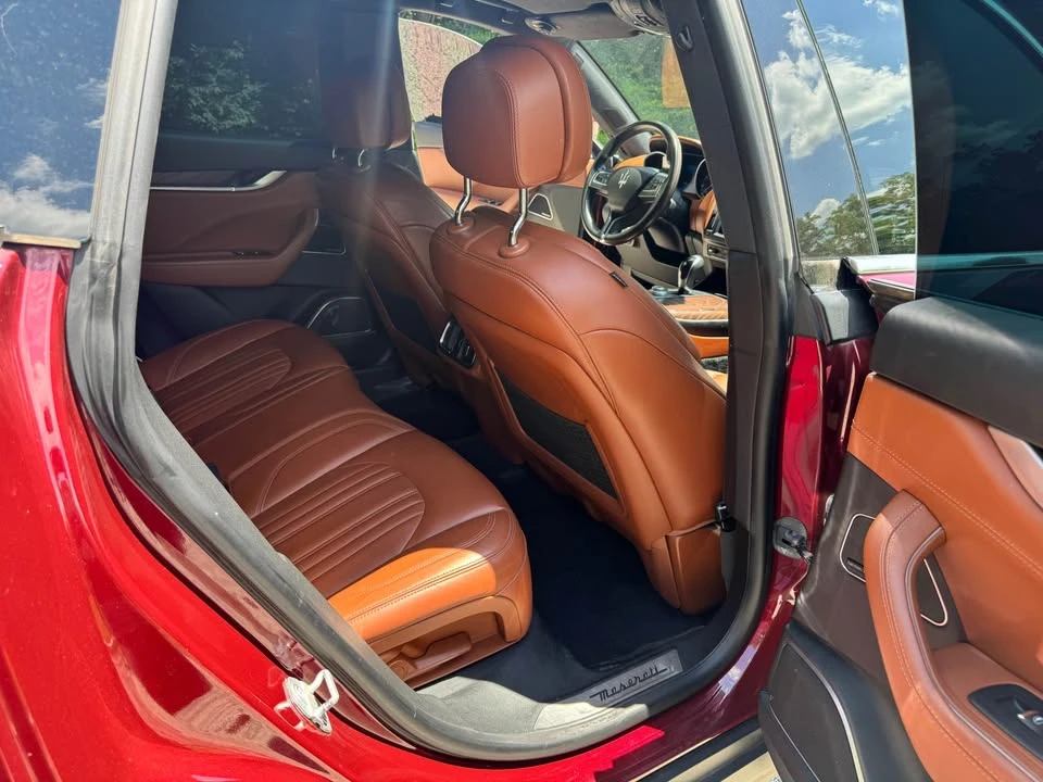 2017 Maserati Levante - Image 13 of 20