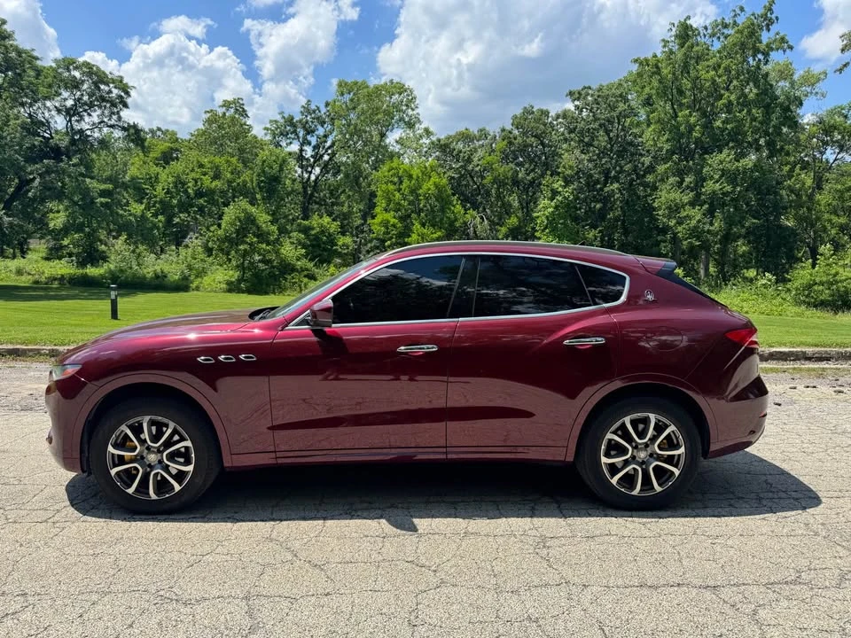 2017 Maserati Levante - Image 8 of 20