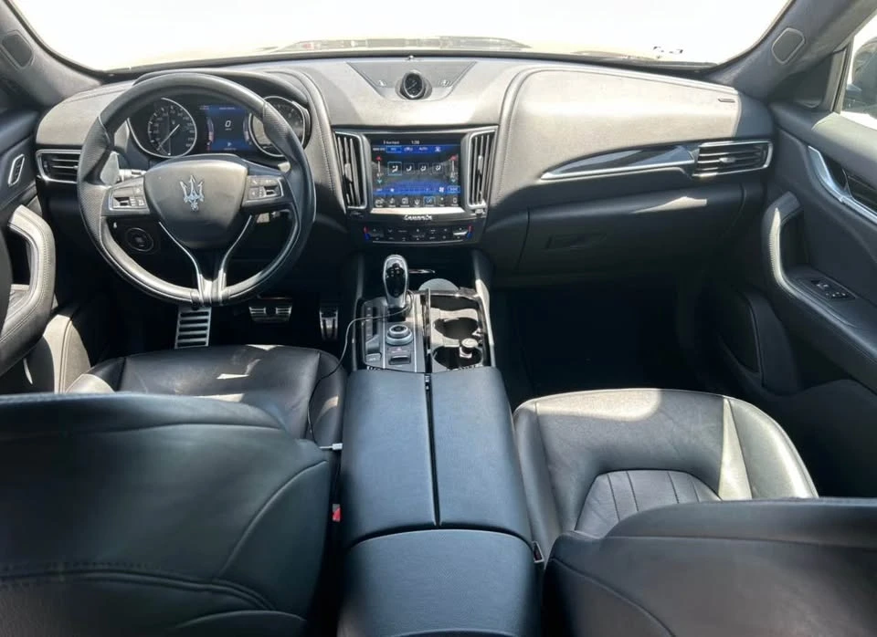 2017 Maserati Levante - Image 8 of 9