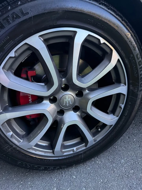 2017 Maserati Levante - Image 10 of 12