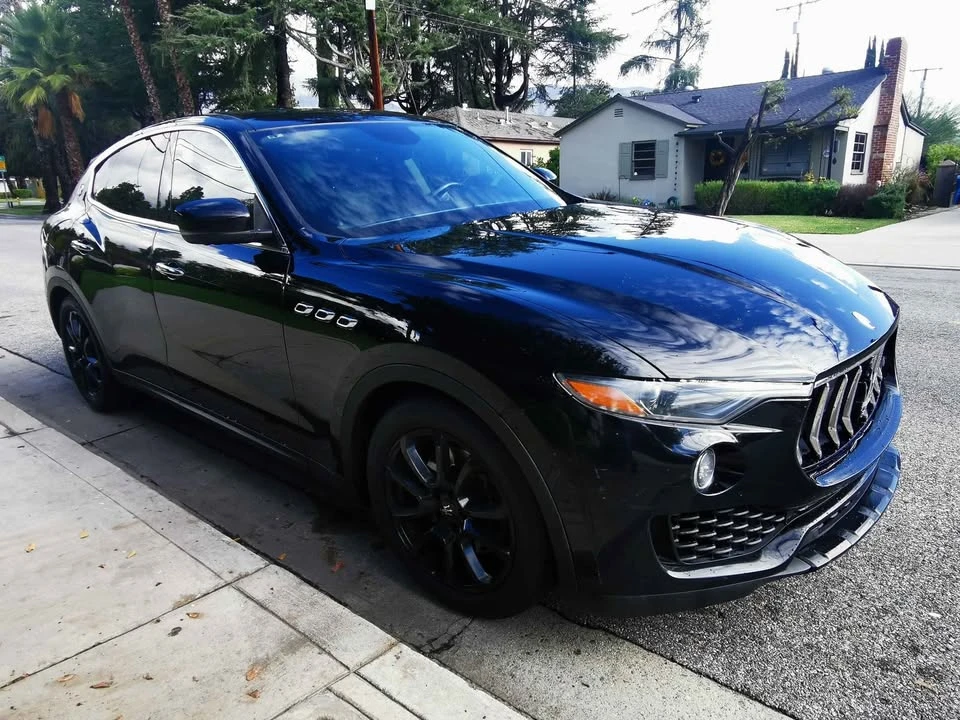 2017 Maserati Levante - Image 4 of 6