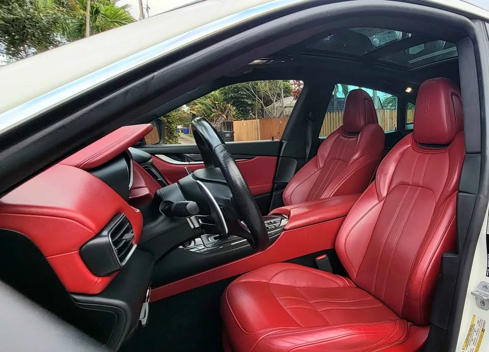 2017 Maserati Levante - Image 10 of 17