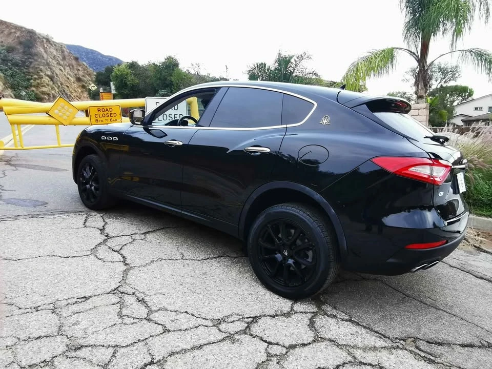2017 Maserati Levante - Image 3 of 12