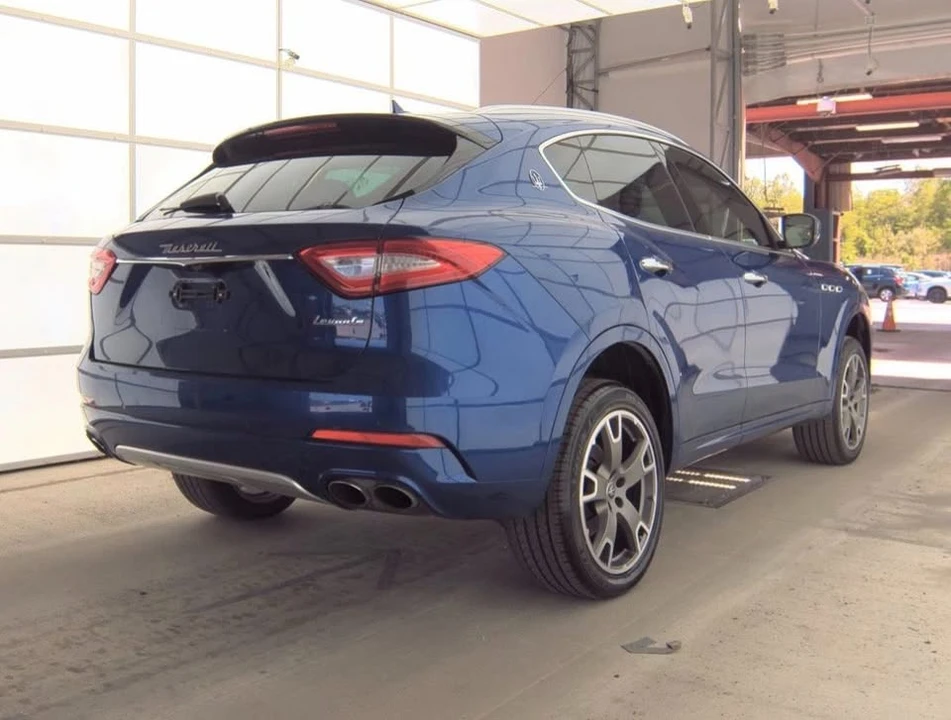 2017 Maserati Levante - Image 4 of 9