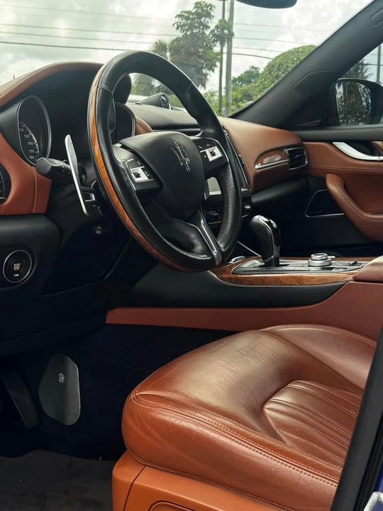 2017 Maserati Levante - Image 12 of 12