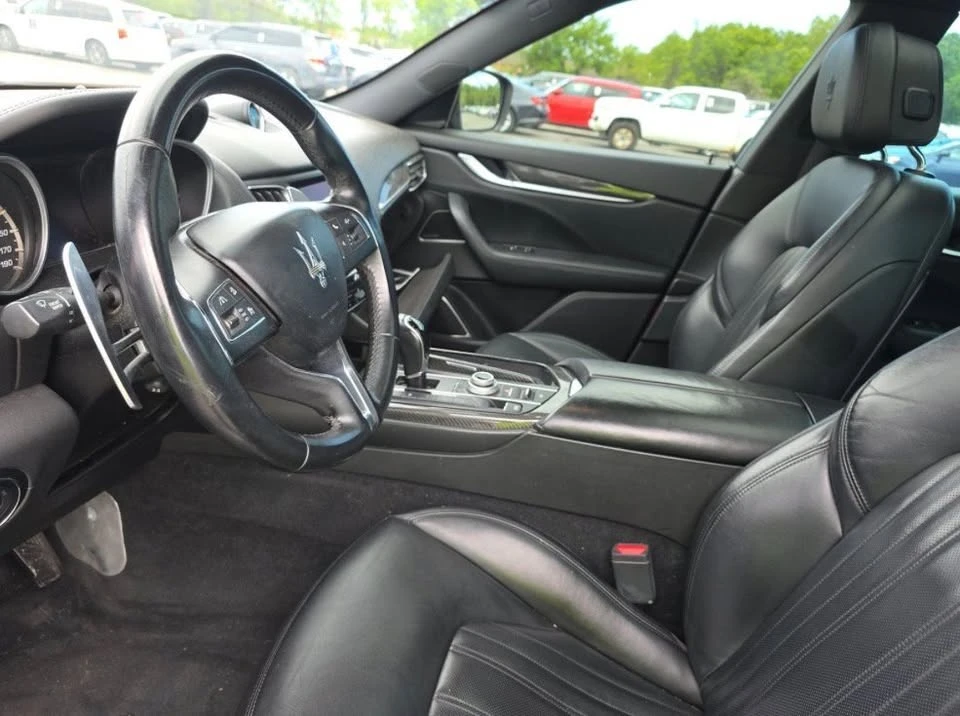 2017 Maserati Levante - Image 5 of 9