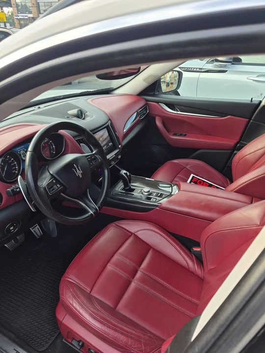 2017 Maserati Levante - Image 8 of 8
