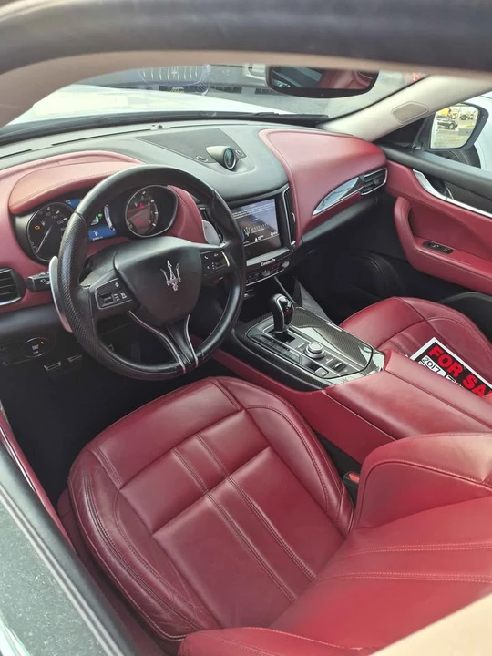 2017 Maserati Levante - Image 3 of 8