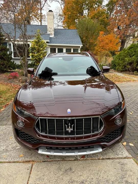 2017 Maserati Levante - Image 2 of 5