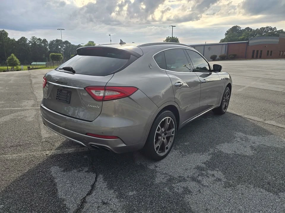 2017 Maserati Levante - Image 6 of 20