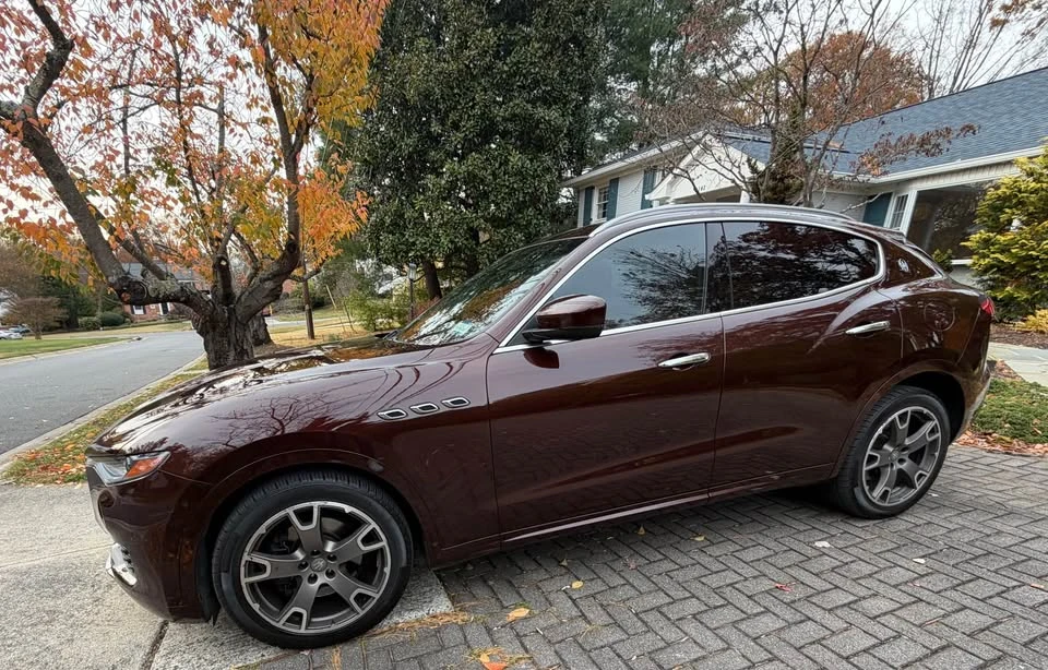 2017 Maserati Levante - Image 3 of 5