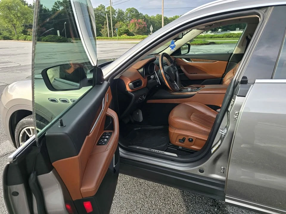 2017 Maserati Levante - Image 9 of 20