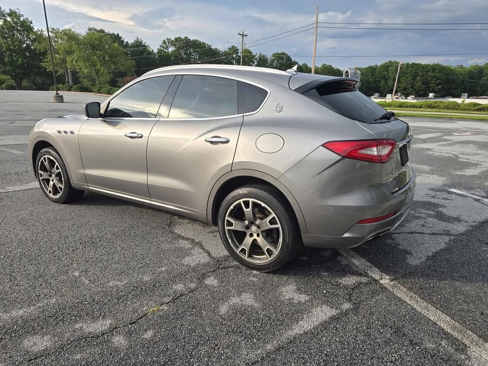 2017 Maserati Levante - Image 4 of 20