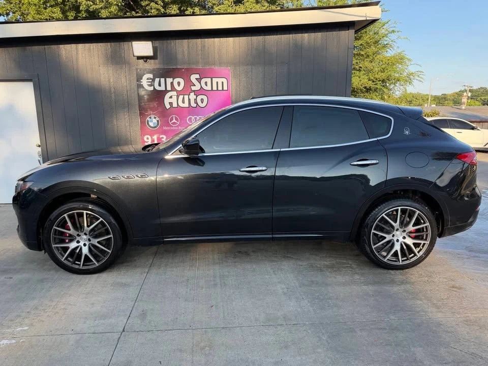 2017 Maserati Levante - Image 5 of 20