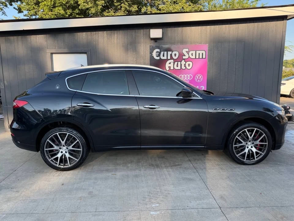 2017 Maserati Levante - Image 9 of 20