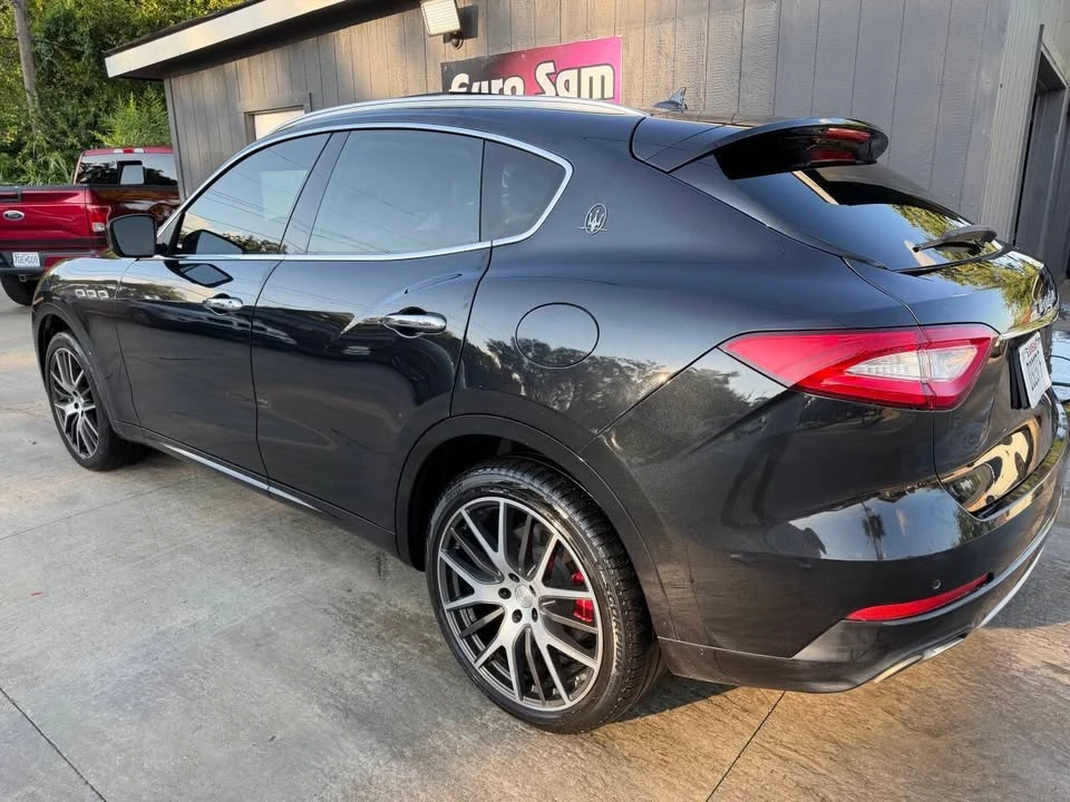 2017 Maserati Levante - Image 6 of 20
