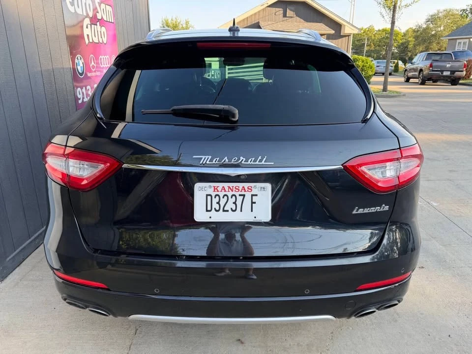 2017 Maserati Levante - Image 7 of 20