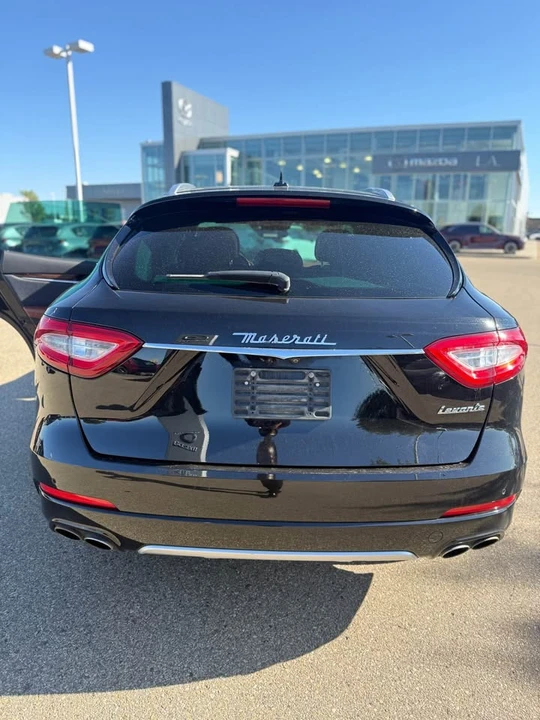 2017 Maserati Levante - Image 3 of 17