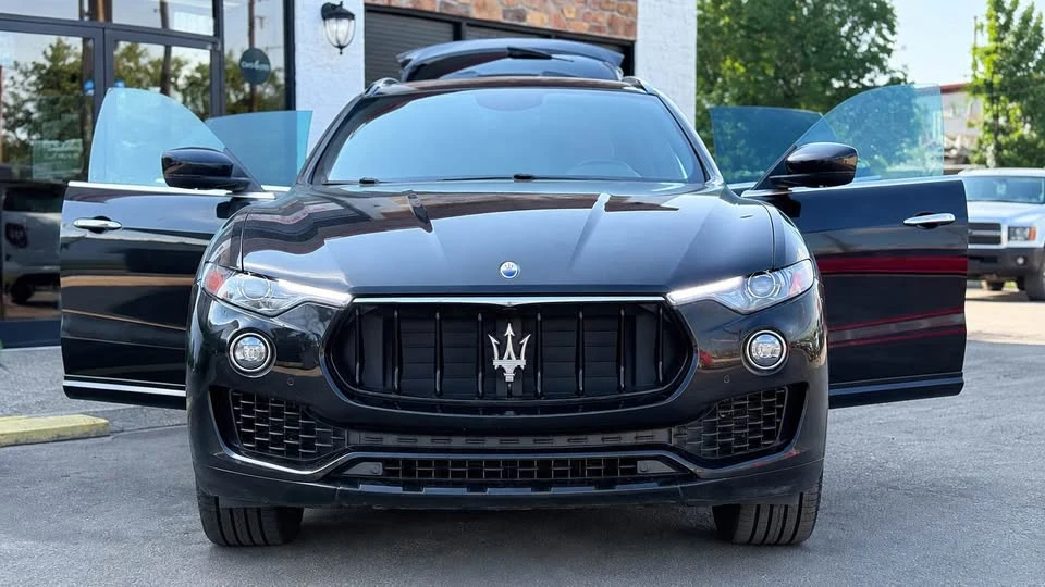 2017 Maserati Levante - Image 2 of 10